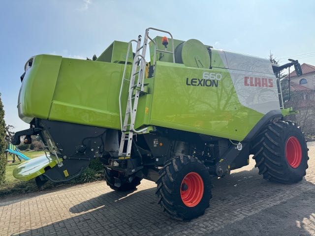 Kombajn Claas Lexion 660