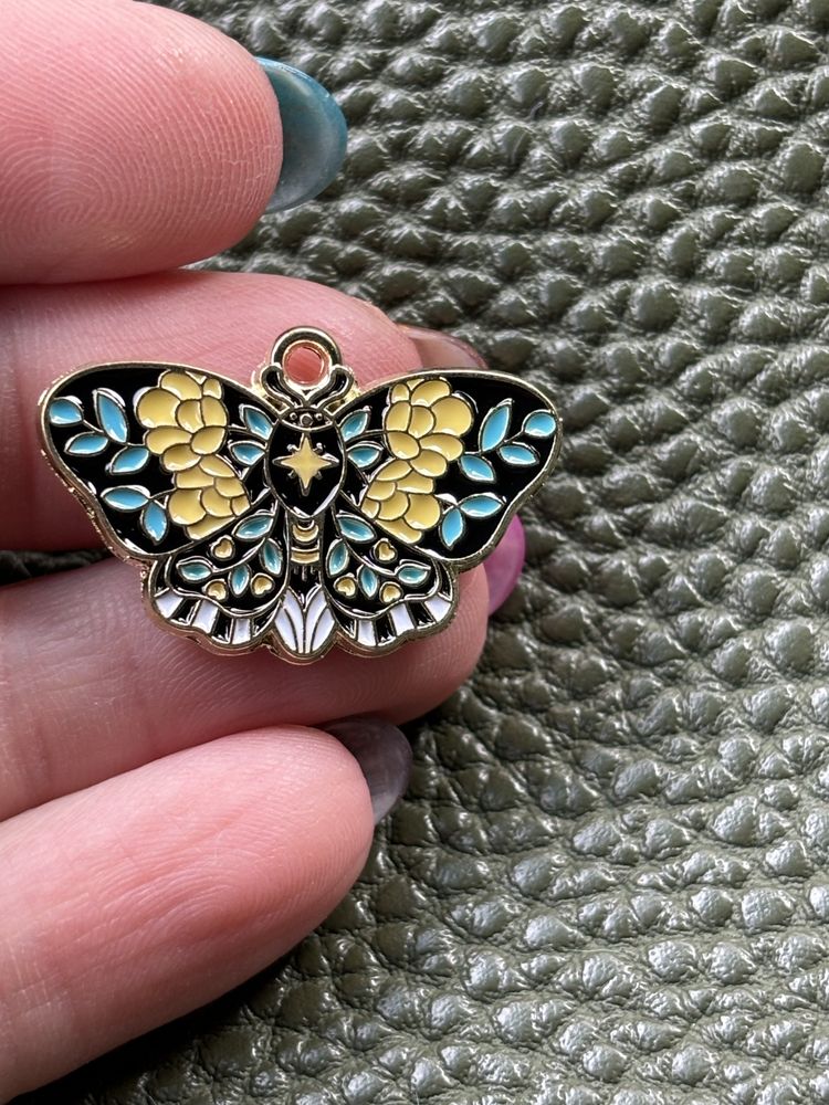 Cudna zawieszka ćma /motyl nocny