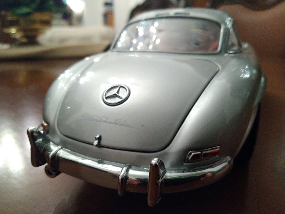 Mercedes-Benz 300 SL "Gullwing" 1/18 marca Kyosho