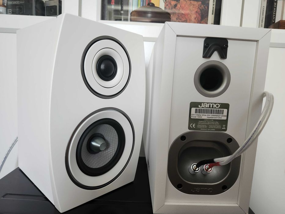 Jamo C91 II - Colunas de som monitoras + cabos QED