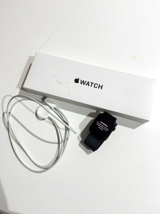 Apple Watch SE Gen 2 44mm Midnight AI Ink SL GPS