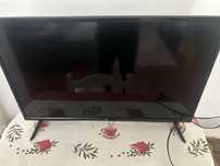 Tv e acessorio de fixação na parede - Novo