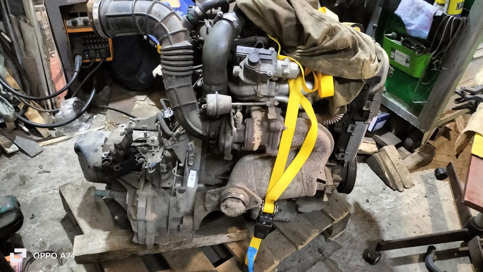 стартер,генератор,фара,ГУР,двер,капот,крило,рейка руль, renault logan2