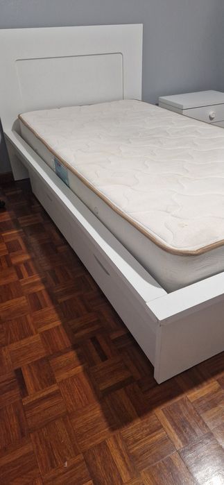 Cama de solteiro