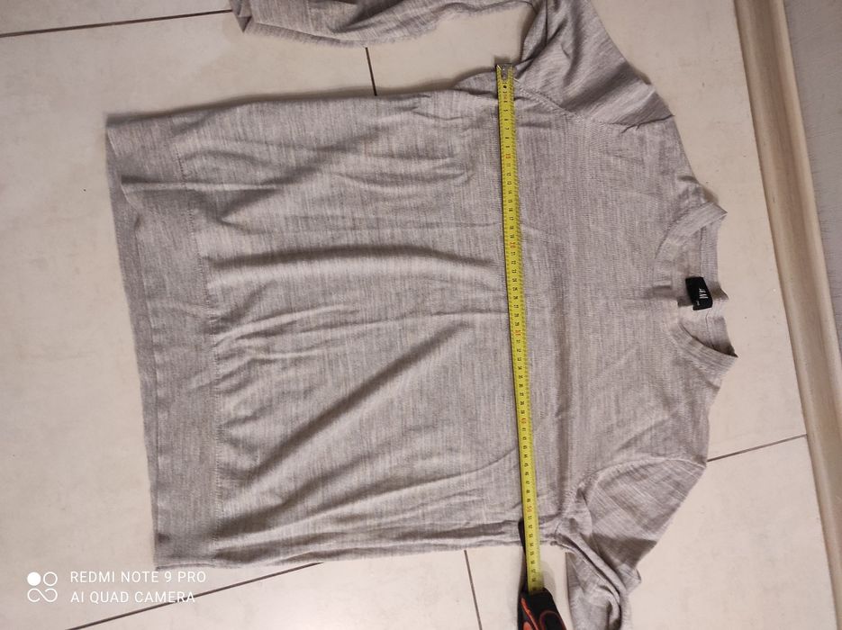 Шикарний вовняний реглан H&M