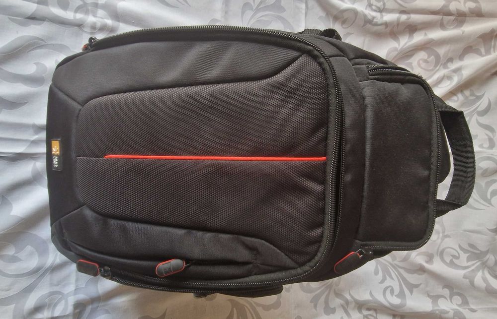 Mochila "Sling" para máquina fotografica CASE LOGIC