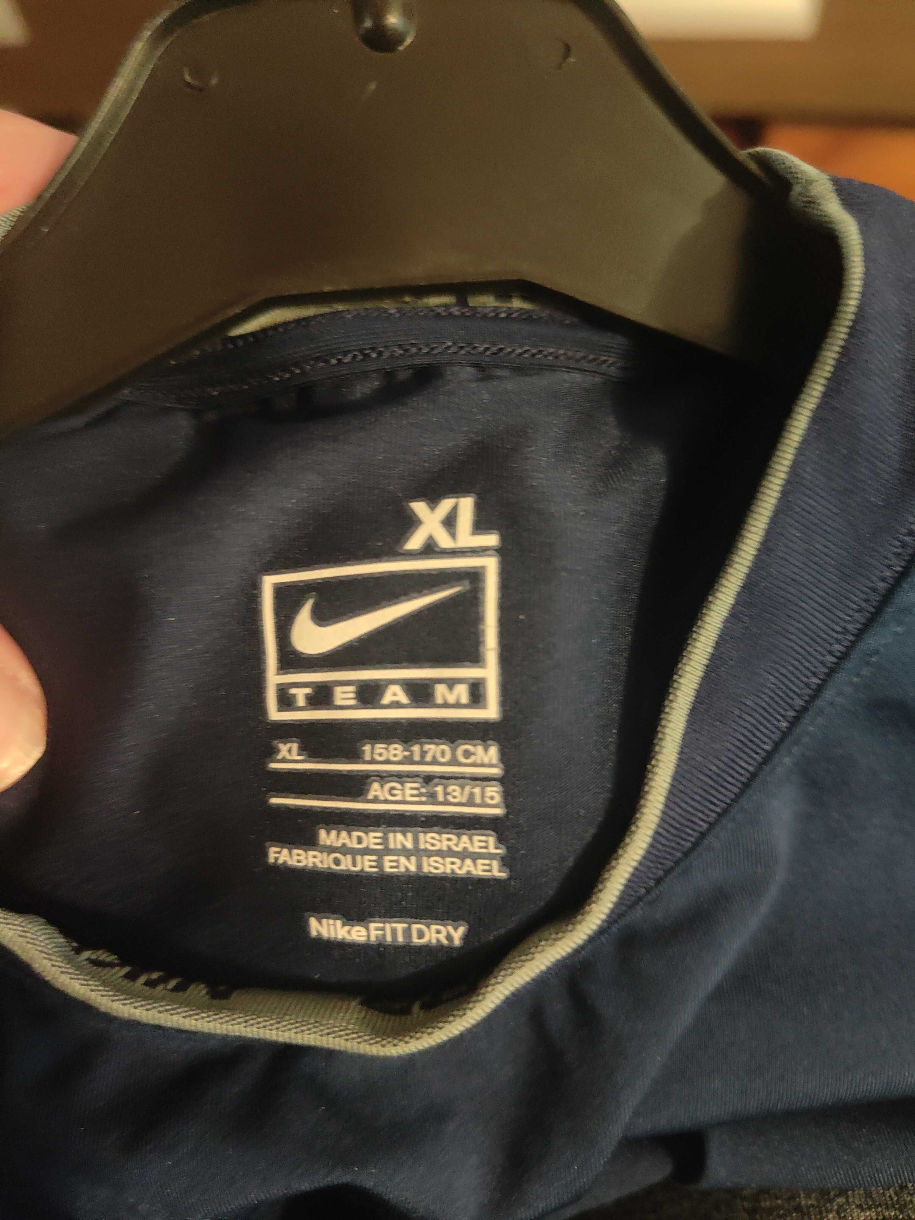 koszulka NIKE PRO Nike Fit rozm. 158-170 (13/15 lat) granat