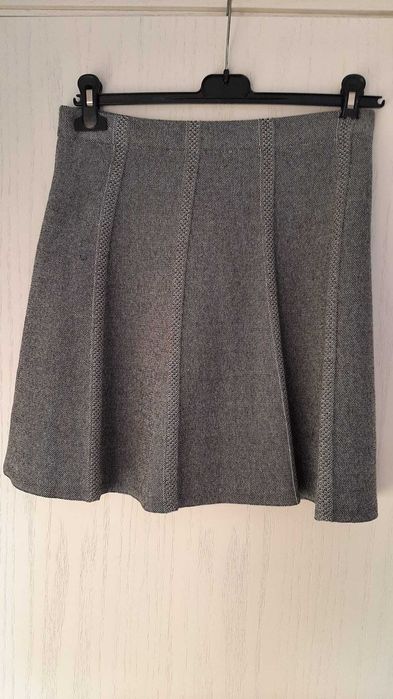 Saia cinza de senhora