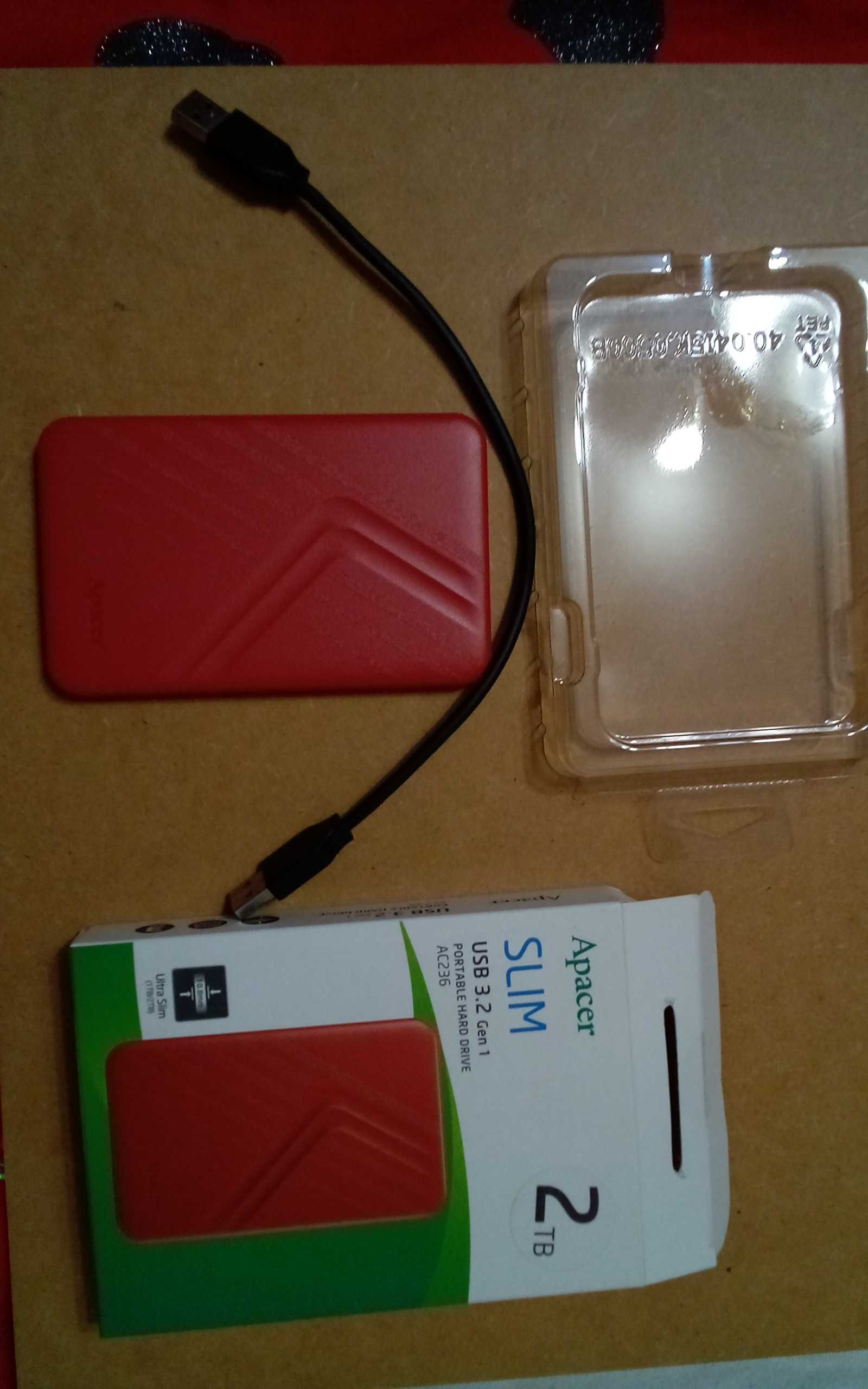 USB накопитель, диск 2 Тб, Apacer slim. Идеальное состояние