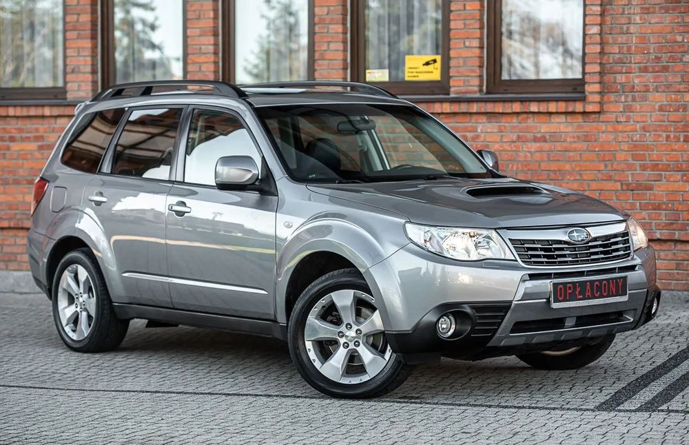 Subaru Forester 2.5i 230KM 4x4 Skóra Panorama Navi Xenon Tempomat Parktronic Serwis