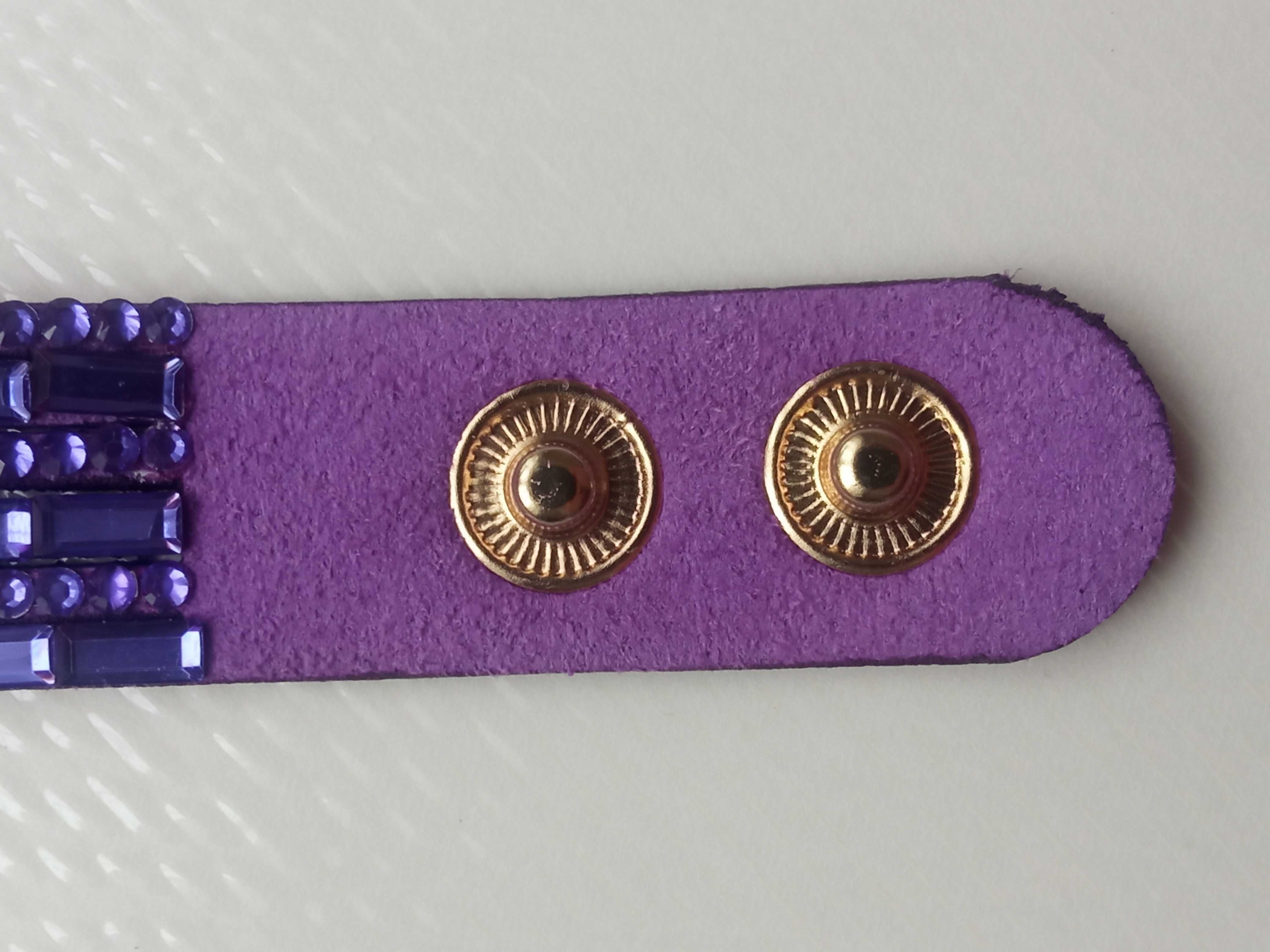 Bransoletka na pasku z kryształkami z cyrkoniami fioletowa 17 18 19 cm