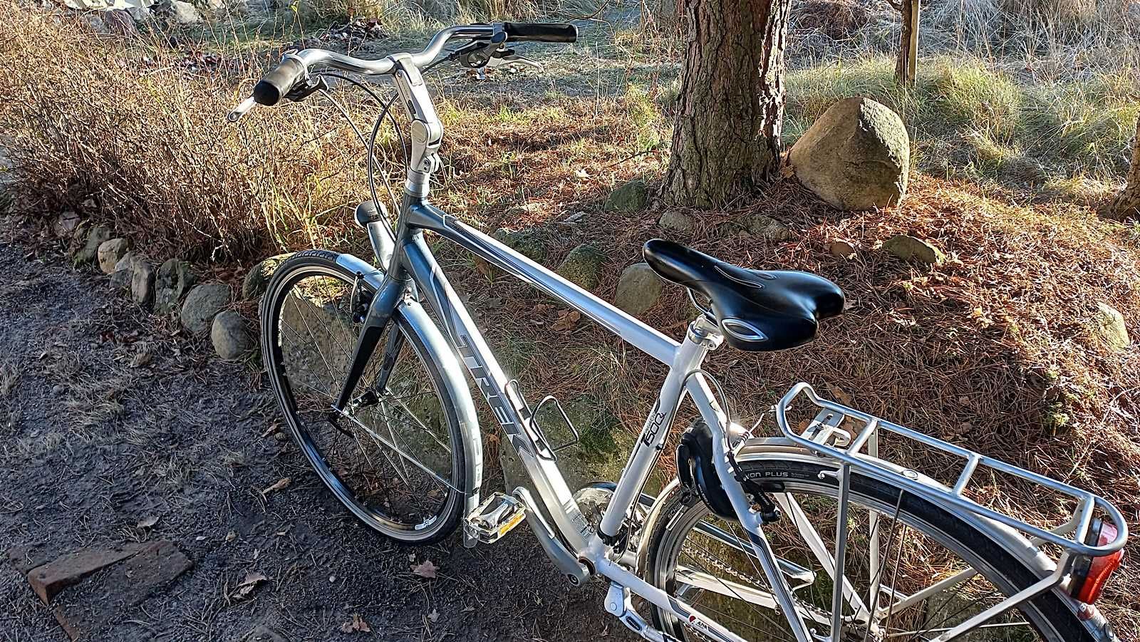 Alu Rower Miejski Męski Trek Navigator T500 SL 3x8 Deore Carbon 28