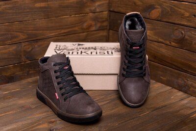 Мужские зимние ботинки Levi's Мужские зимние кожаные кроссовки Levi's