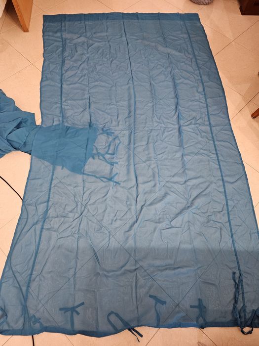 Cortinados gato preto