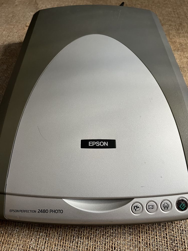 Фотосканер EPSON PERFECTION 2480 компʼютерна техніка