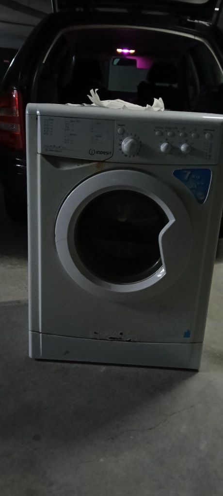 Máquina de lavar roupa