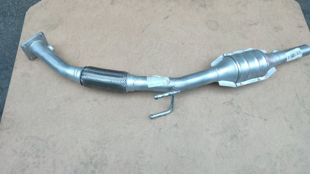 Труба приемная Шкода Фабиа Skoda Fabia 1.0 / 1.4 1999-2008 гг..