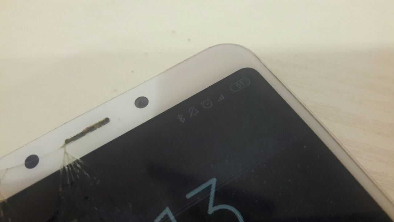 Смартфон Xiaomi Redmi 5 (MDG1) 3/32 битий (ТЕРМІНОВО) Android 8.1