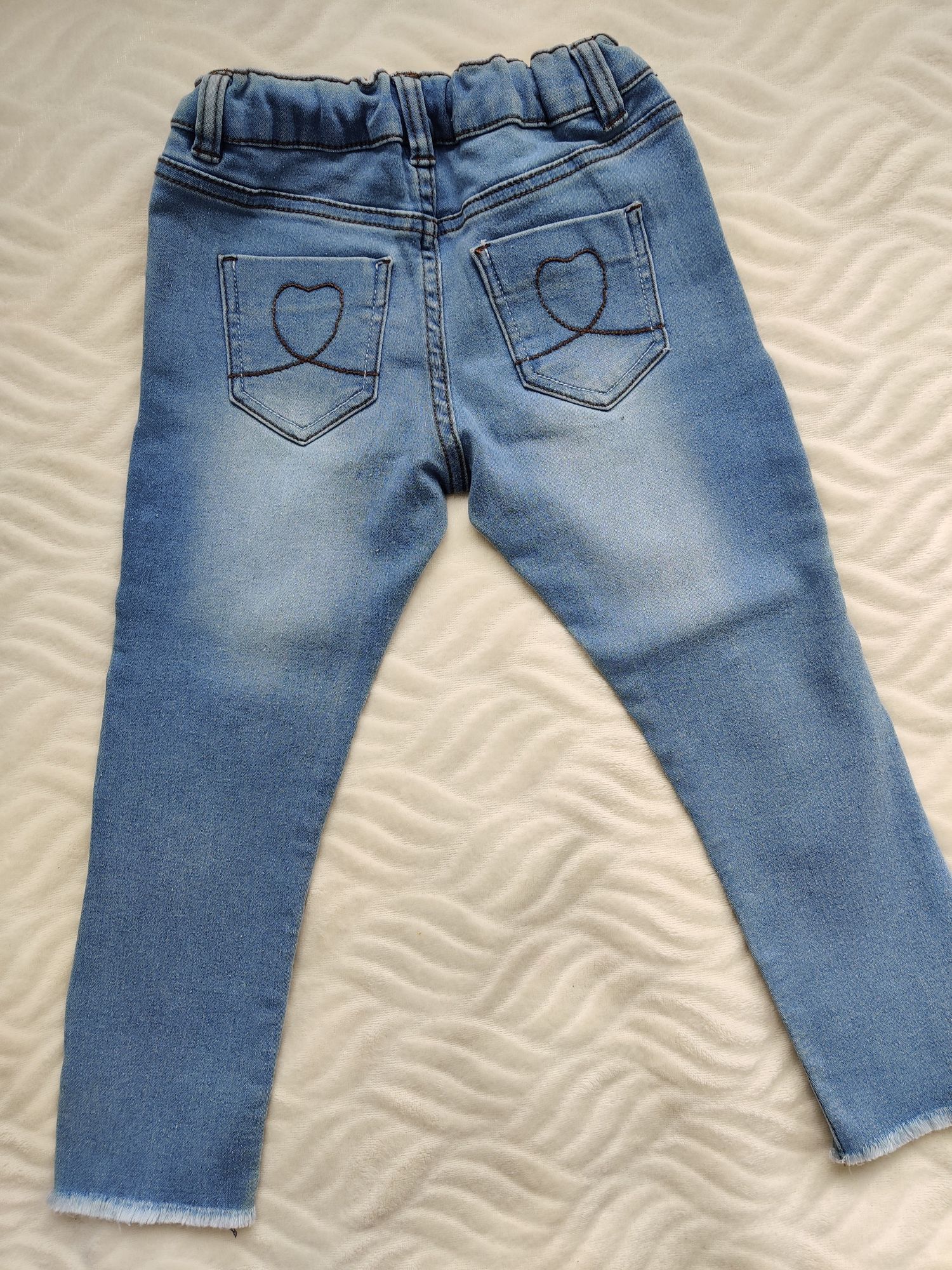Nowe spodnie jeansowe 5.10.15 r.98