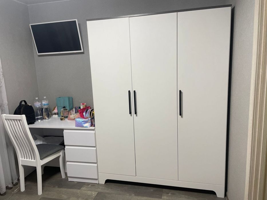 3 кімнатна квартира. Евроремонт. З меблями