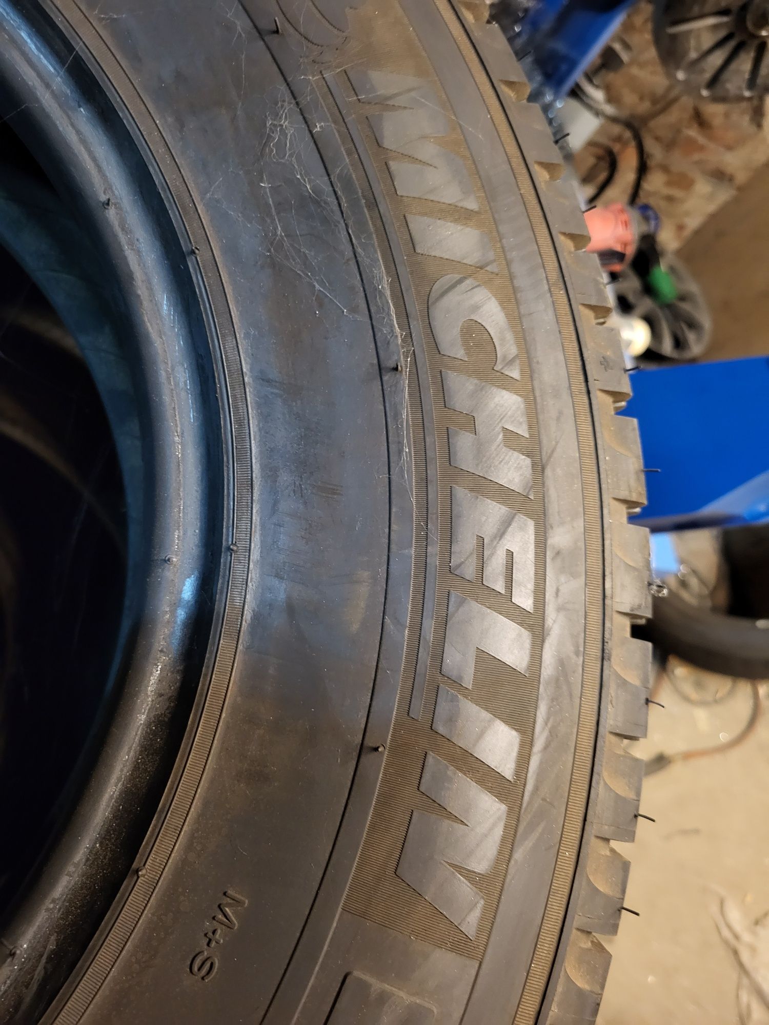 225/75/16c Michelin Agilis Camping  23rok opona pojedyncza