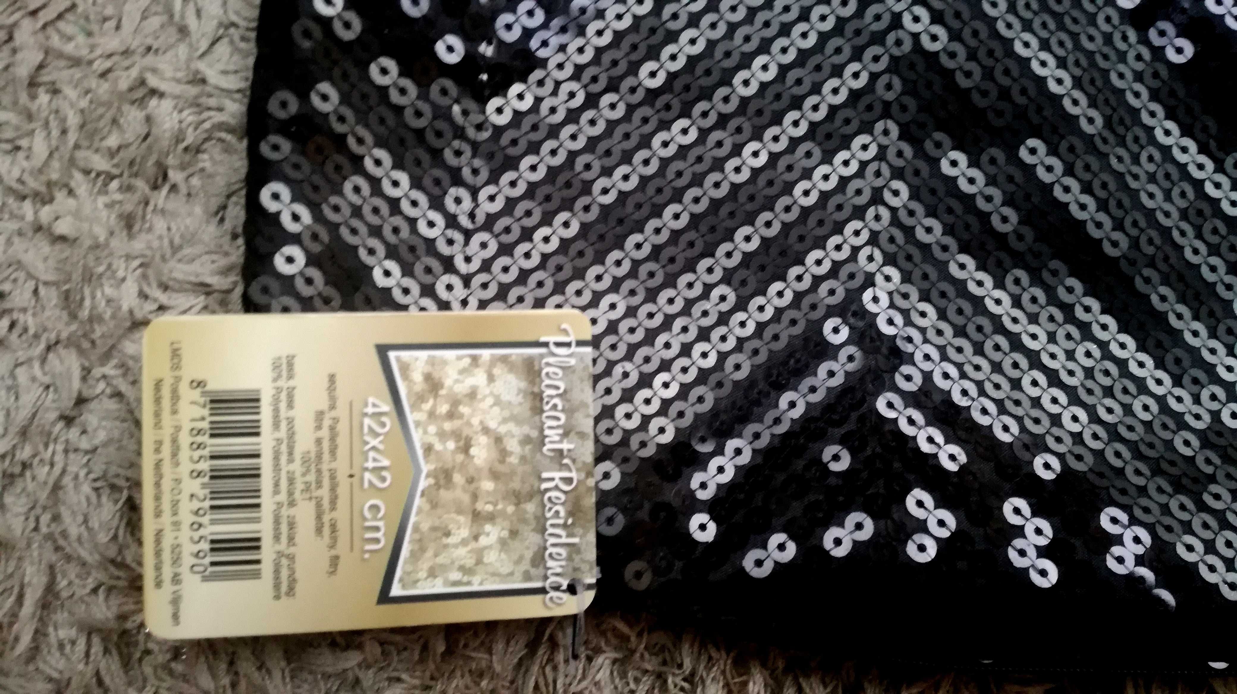 Poszewka na poduszkę jasiek z cekinami glamour