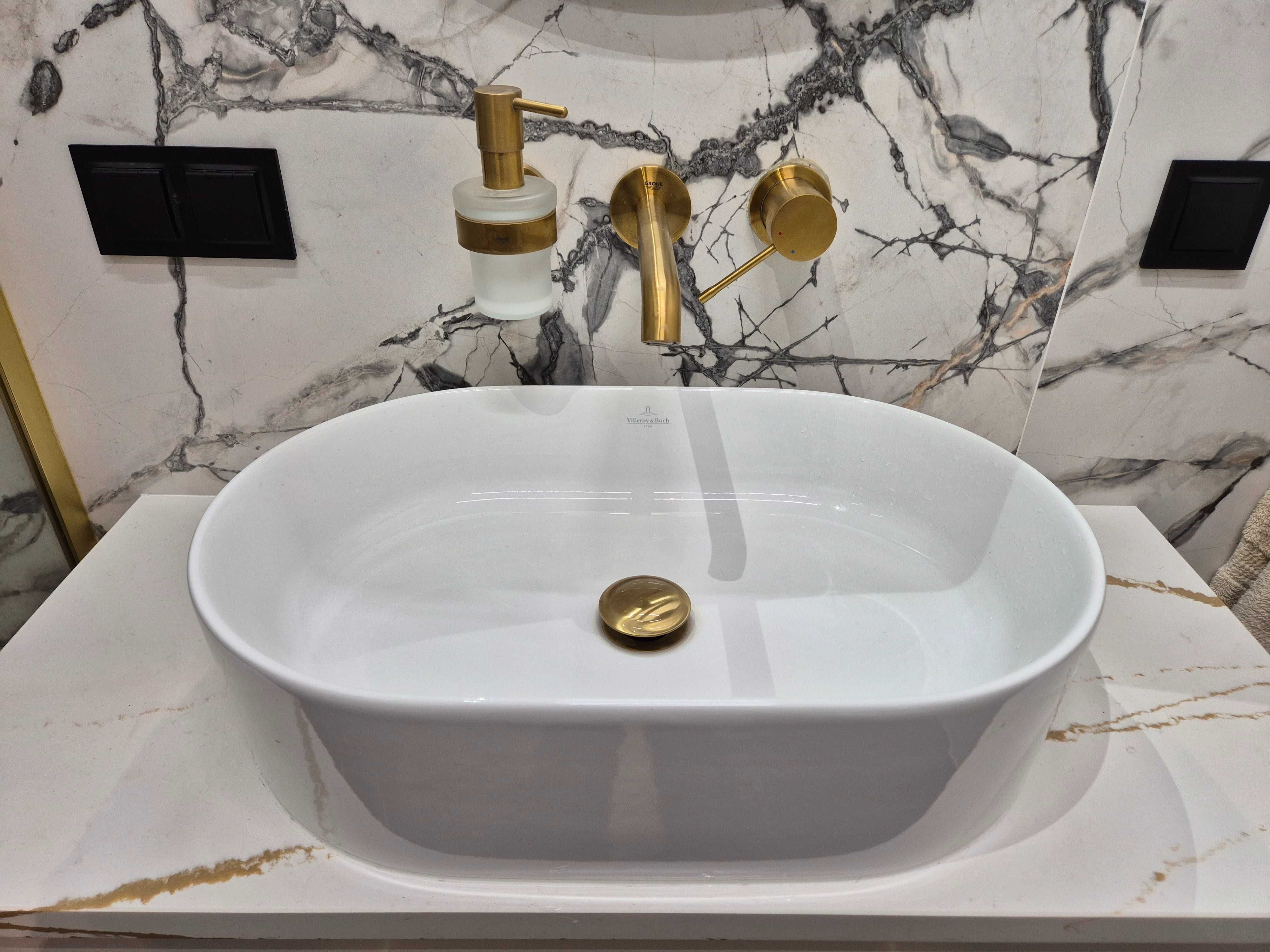 Umywalka ceramiczna Villeroy&Boch Collaro Ceramic Plus 4A1956R1