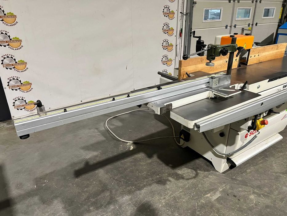 Frezarka dolnowrzecionowa SCM T130N