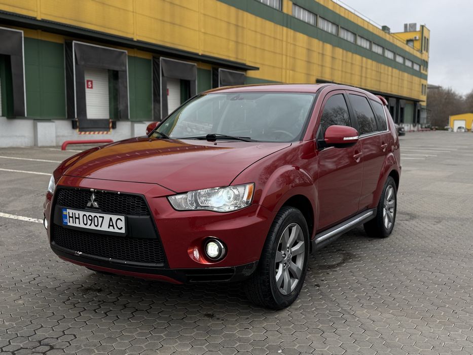 Mitsubishi Outlander XL 3.0 A/T GAZ MAXIMAL