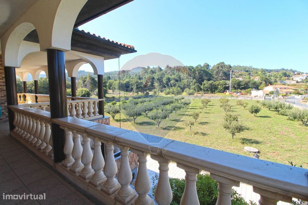 Moradia T7 para venda