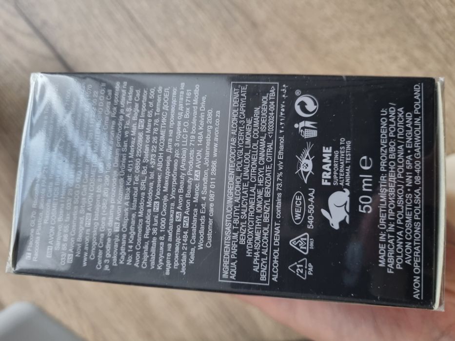 Avon far away Glamour 50 ml plus balsam i antyperspirant