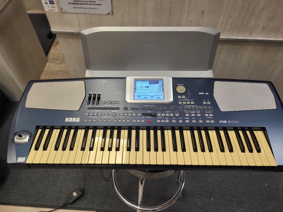 KORG Pa500  - Keyboard aranżer z pulpitem, zasilaczem i kartą SD 1GB