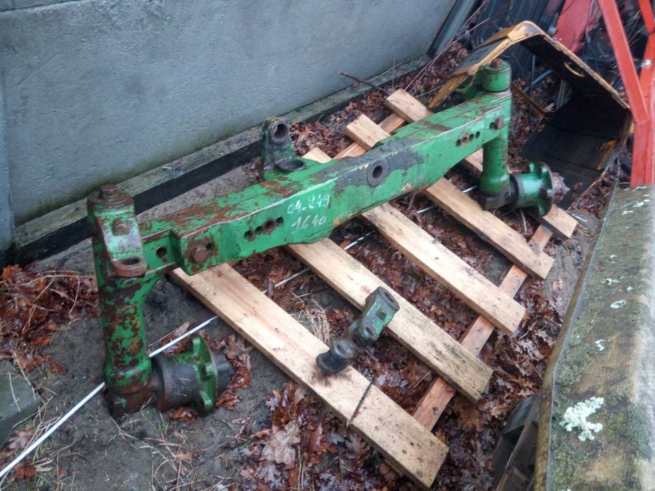John Deere 1640 i 2040 oś przednia 2140 i 2450 i 2650