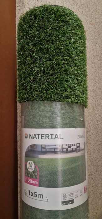 Rolo de relva sintética 20mm