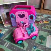 Samochód z przyczepą Barbie