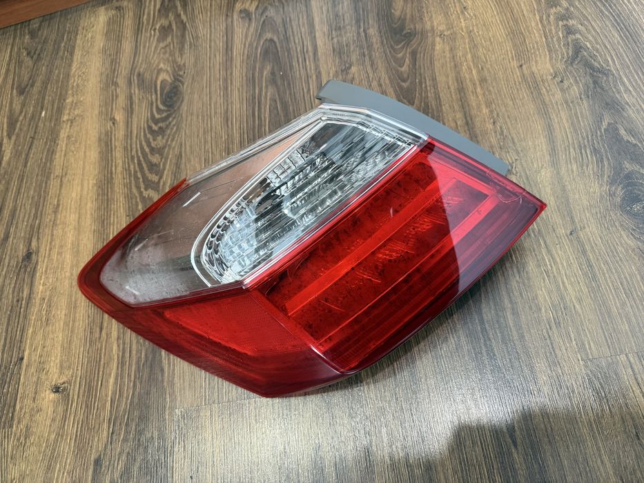 Стоп фонарь задний Honda accord 9