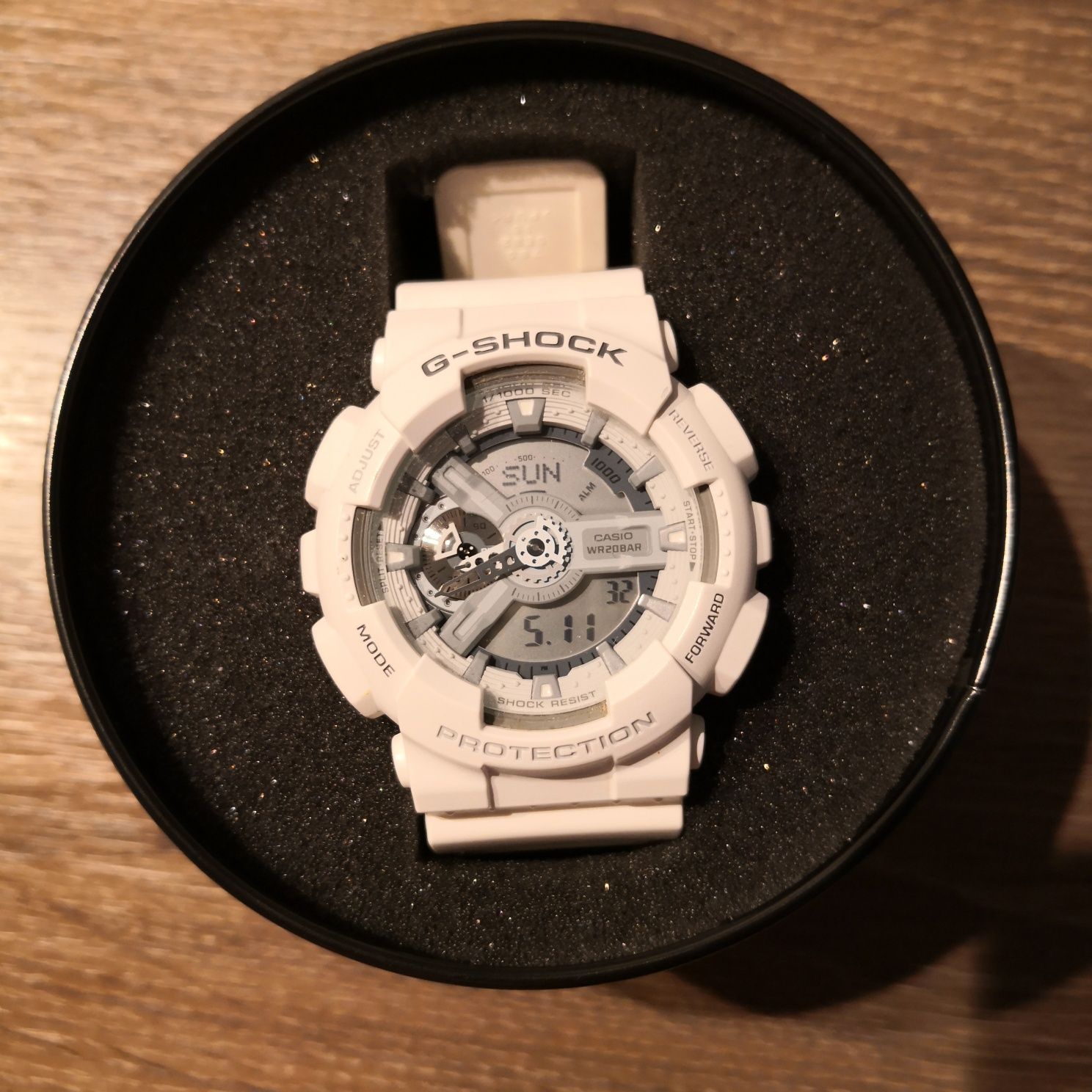 Casio G-SHOCK GA-110C biały