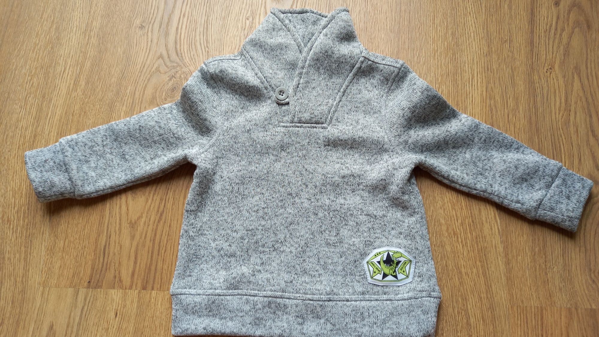 Dwie bluzy rozmiar 92