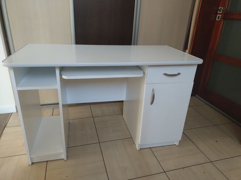 Biurko białe , z szufladą i schowkiem