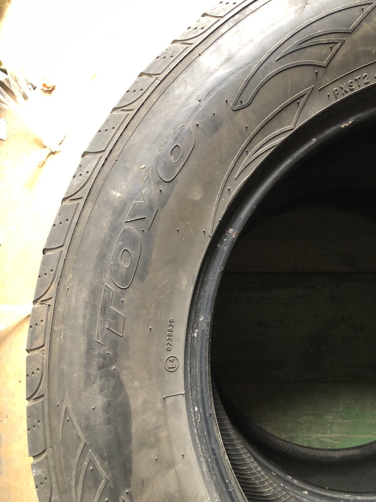 Шины летние 285/60 r18 Toyo Proxes st2 2012 год