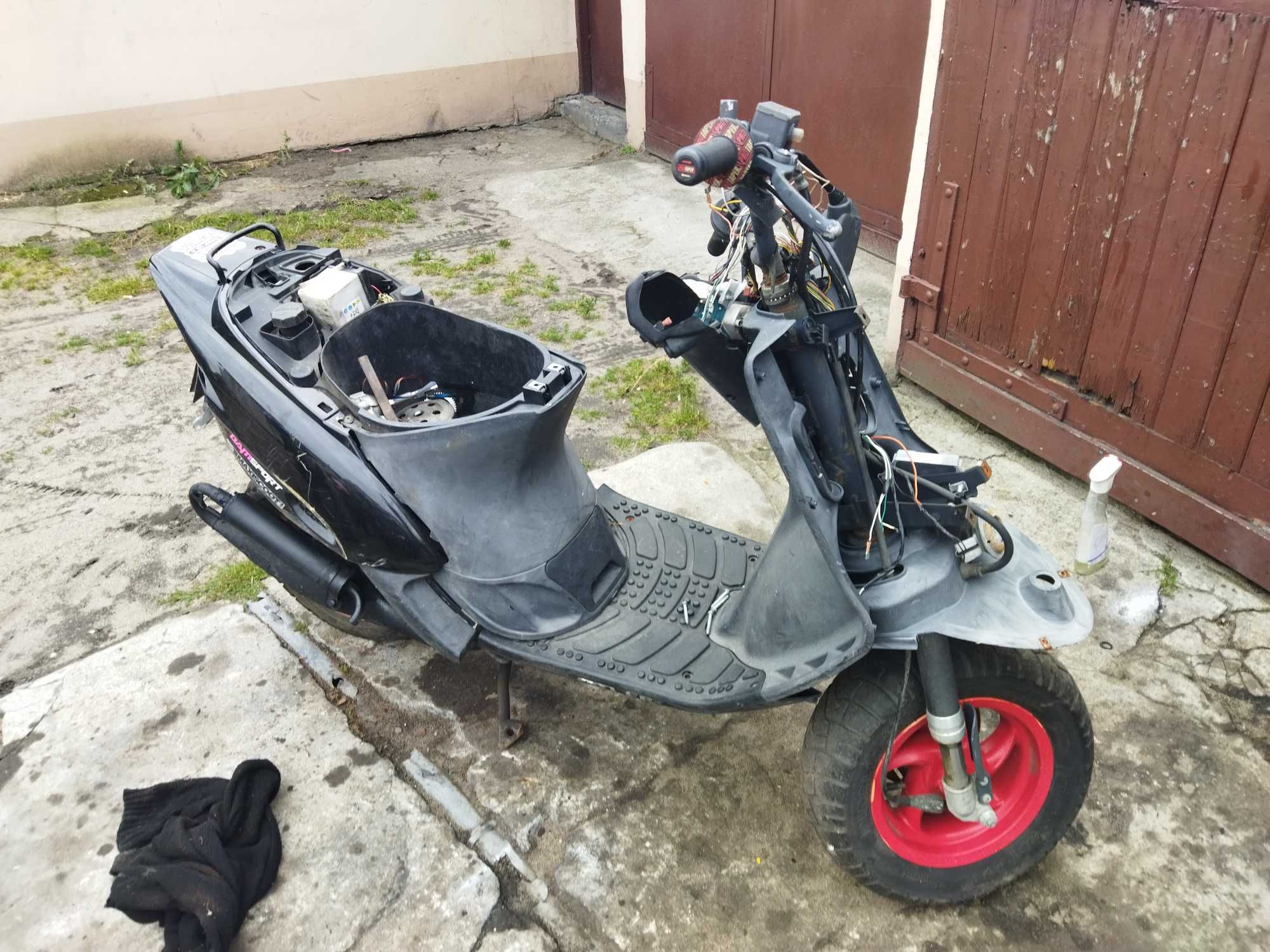 Cześći Gilera Starker