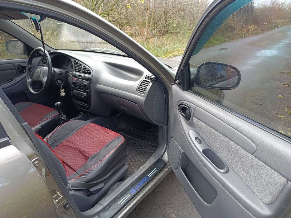 Продам Daewoo Lanos 2011