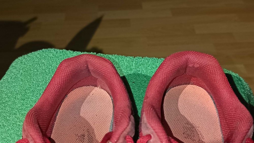 Damskie sneakersy NIKE MD RUNNER 2 r.38