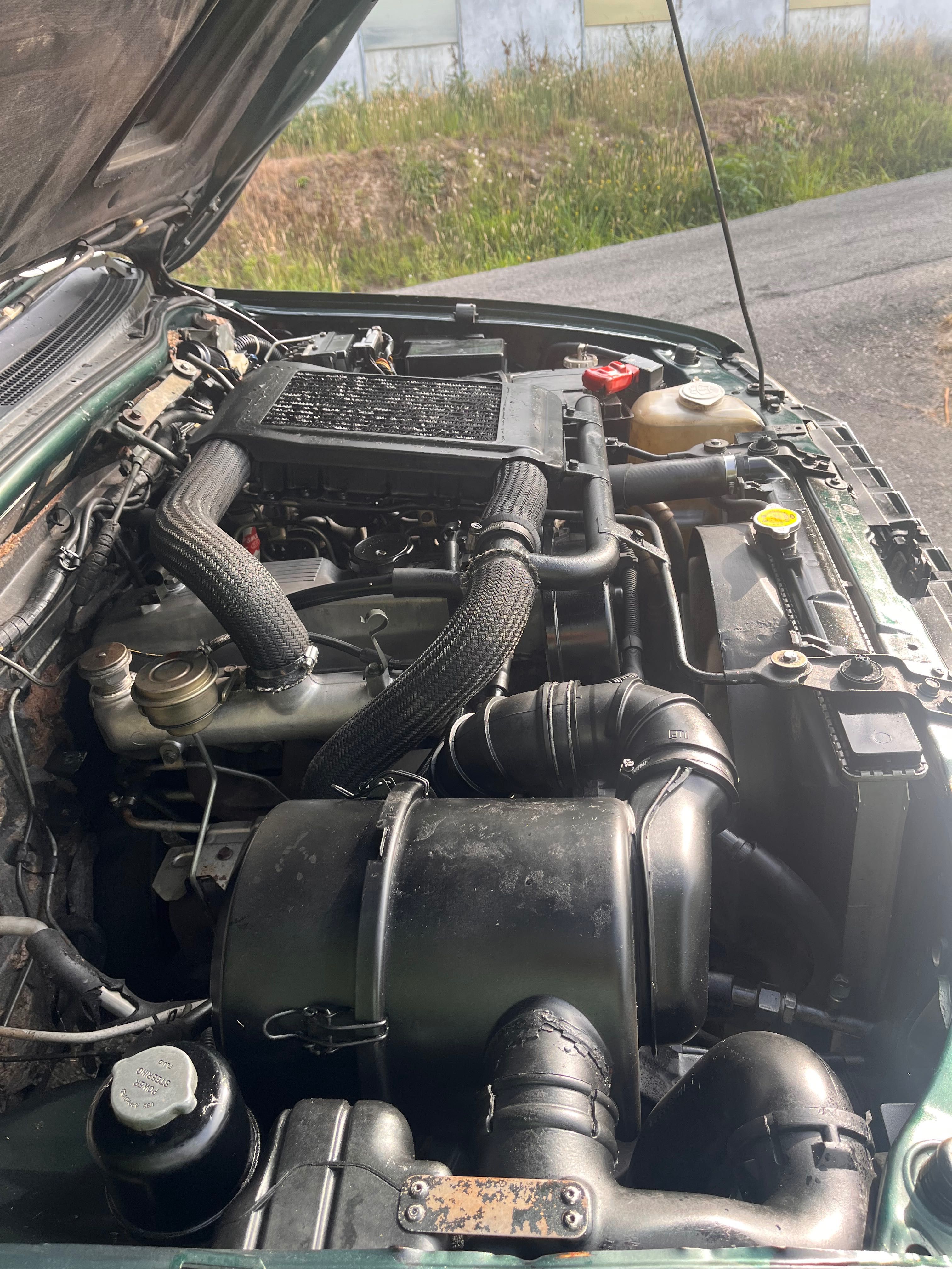 Mitsubishi l200 com