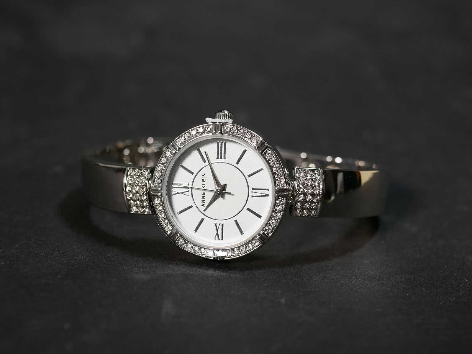 Часы Anne Klein  AK3295AVST Ø28мм в наборе с браслетами Swarovski