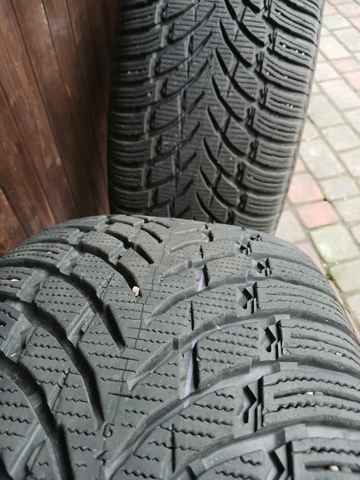 Шини 255 / 55  R20