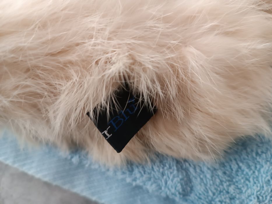 Gola e punhos de pêlo de Coelho