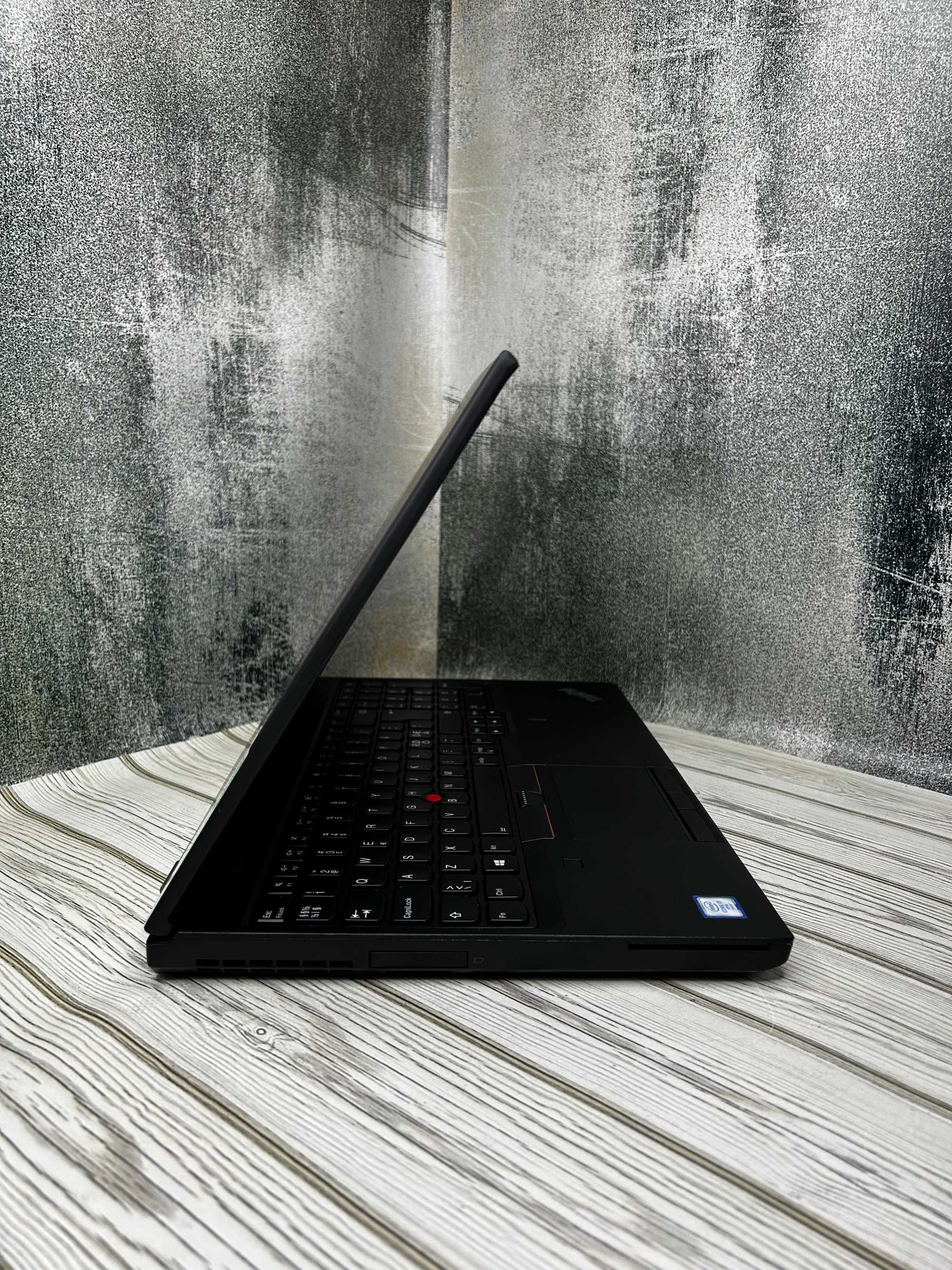 Ноутбук Lenovo ThinkPad P51 i7-6820HQ\RAM 64 GB\SSD512\NV Quadro 4GB