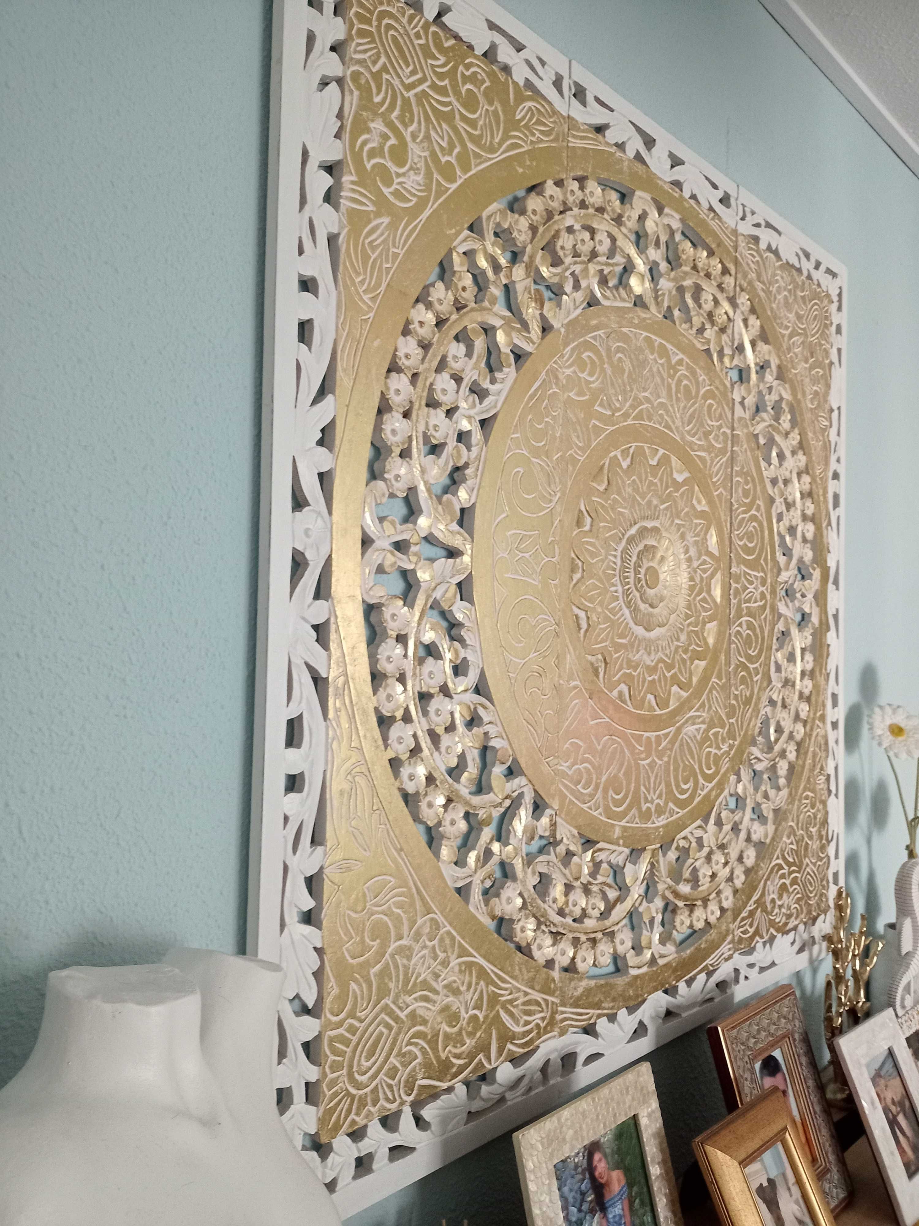 Mandala dourada e branca. 120x120cm.Entrega Setúbal e arredores.Nova!