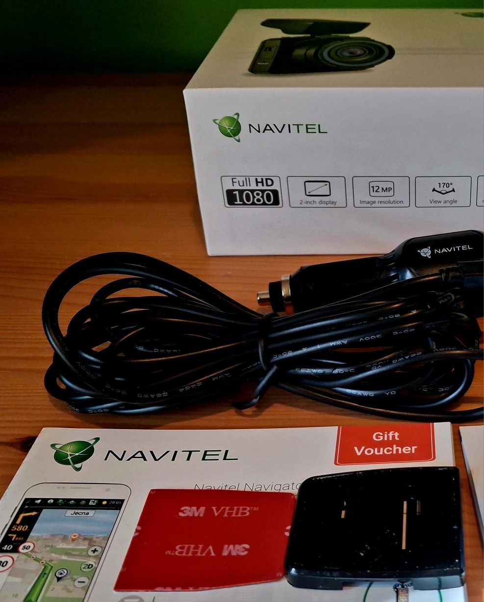 Navitel R600 rejestrator samochodowy